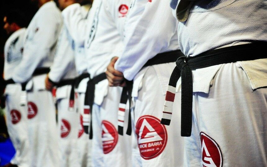 A line of Jiu-Jitsu students