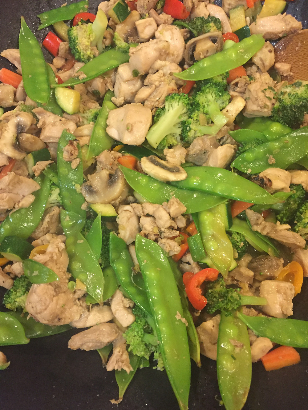 chicken snap peas broccoli mushrooms stir fry