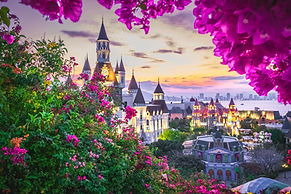 【2025迪士尼愛好者必看】全球6大迪士尼樂園攻略:園區亮點、必玩設施與行程規劃一次搞定