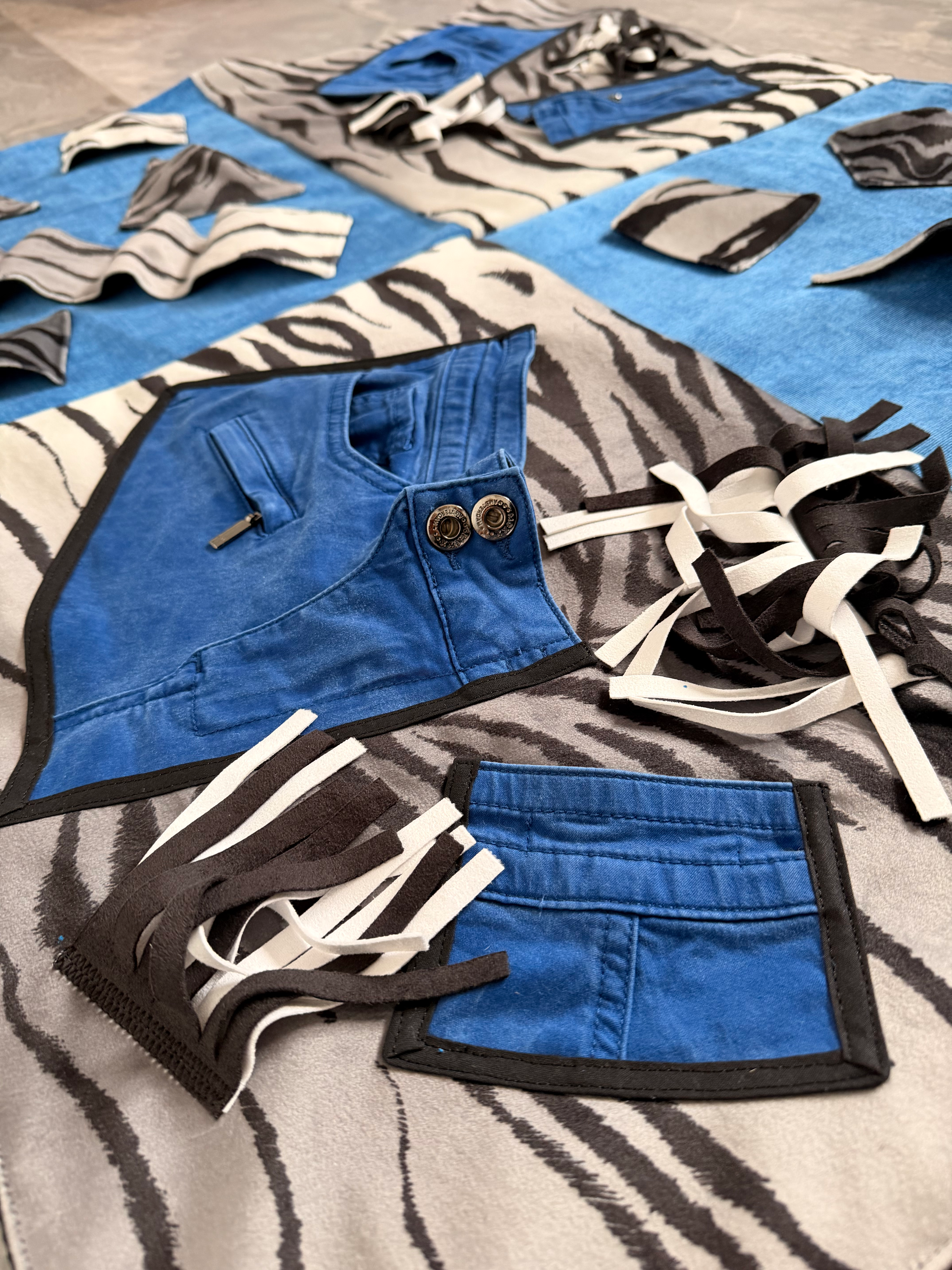 EW-Pet-Decke Blue-Zebra (groß)