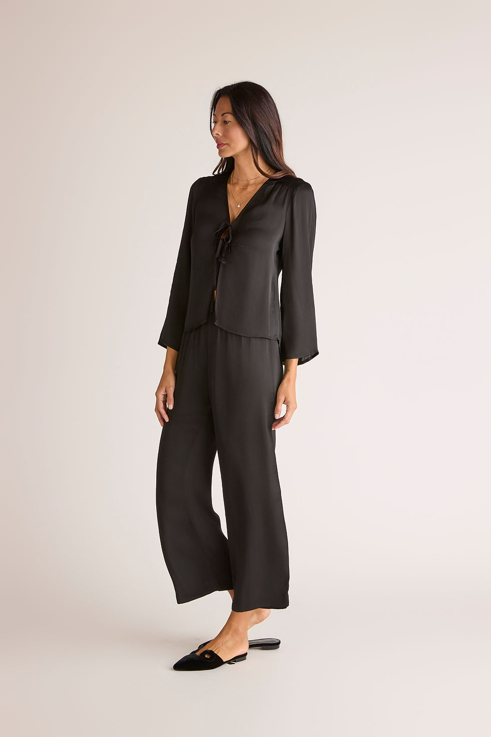 The Muse Top with Straight Bottom Set