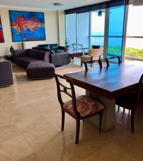 Oceanfront 295 m2 3-Bedroom Apartment with Sea Views, Costa del Este, Panama – photo 1 of 16