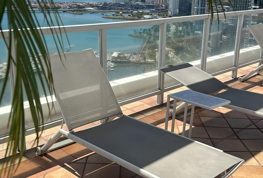 1-Bedroom Apartment in PH Vista del Mar, Avenida Balboa, Panama City, Panama – photo 9 of 16