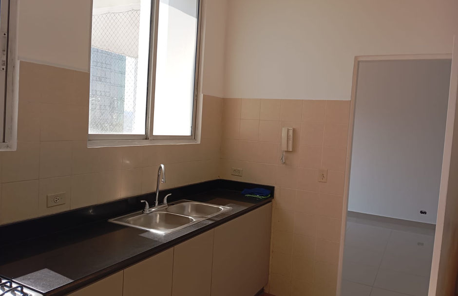 2-Bedroom Apartment with City Views in Frisco Real, San Francisco, Panama – photo 6 of 14