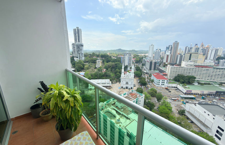 3-Bedroom Apartment with Balcony in The Seawaves, Marbella, Panama City, Panama – photo 5 of 16