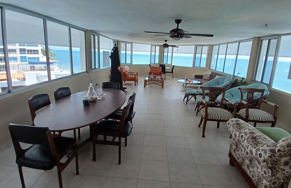 Beachfront 3-Bedroom Apartment in APRUCC, Coronado, Panama – photo 9 of 15