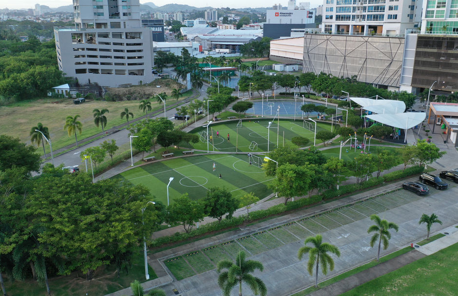 New 140 m2 3-Bedroom Pre-Construction Apartment in KAI, Costa del Este, Panama – photo 12 of 14