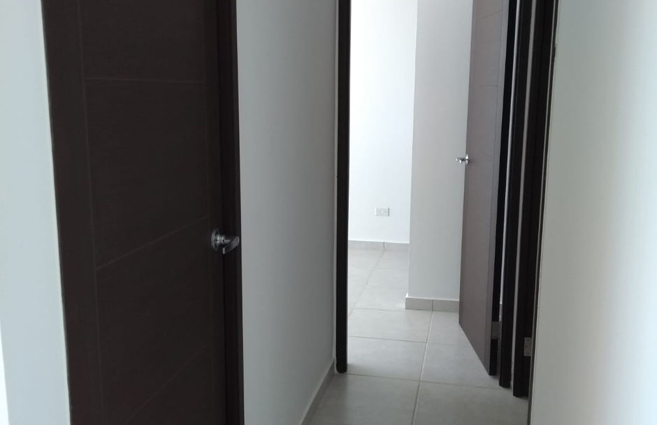 2-Bedroom City-View Apartment, Bella Vista, Panama City, Panama – photo 2 of 16