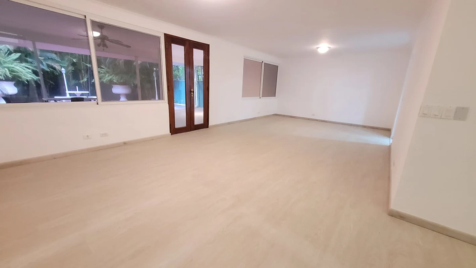 Remodelled 4-Bedroom Two-Storey House, Punta Paitilla, Panama City, Punta Paitilla, Panama – photo 2 of 12