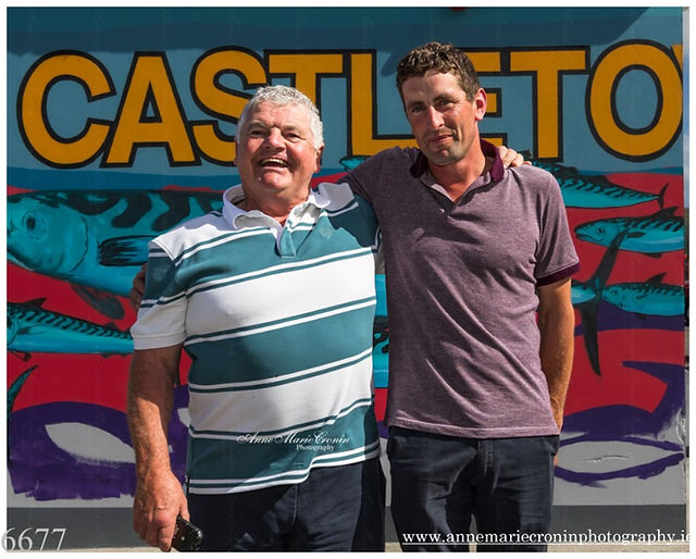 Mike Harrington wishing his work colleague the best of luck on his retirement. 