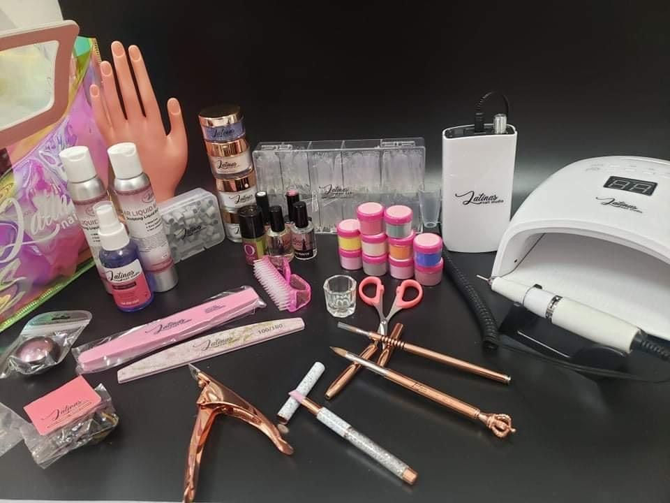 Miniatura: Full  Nail Course  on site Wednesdays March 1st  10-1pm 