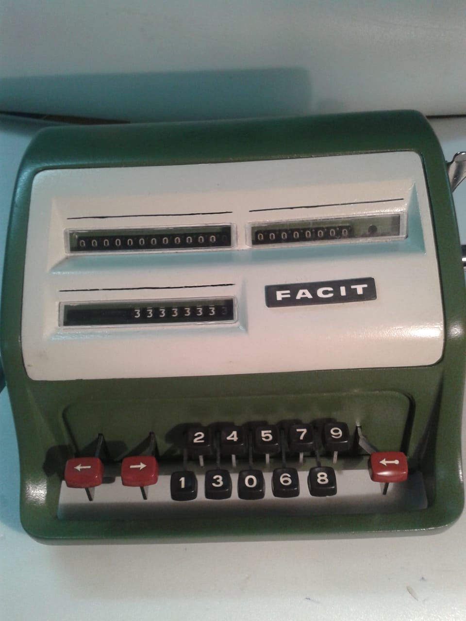 Miniatura: Calculadora Facit