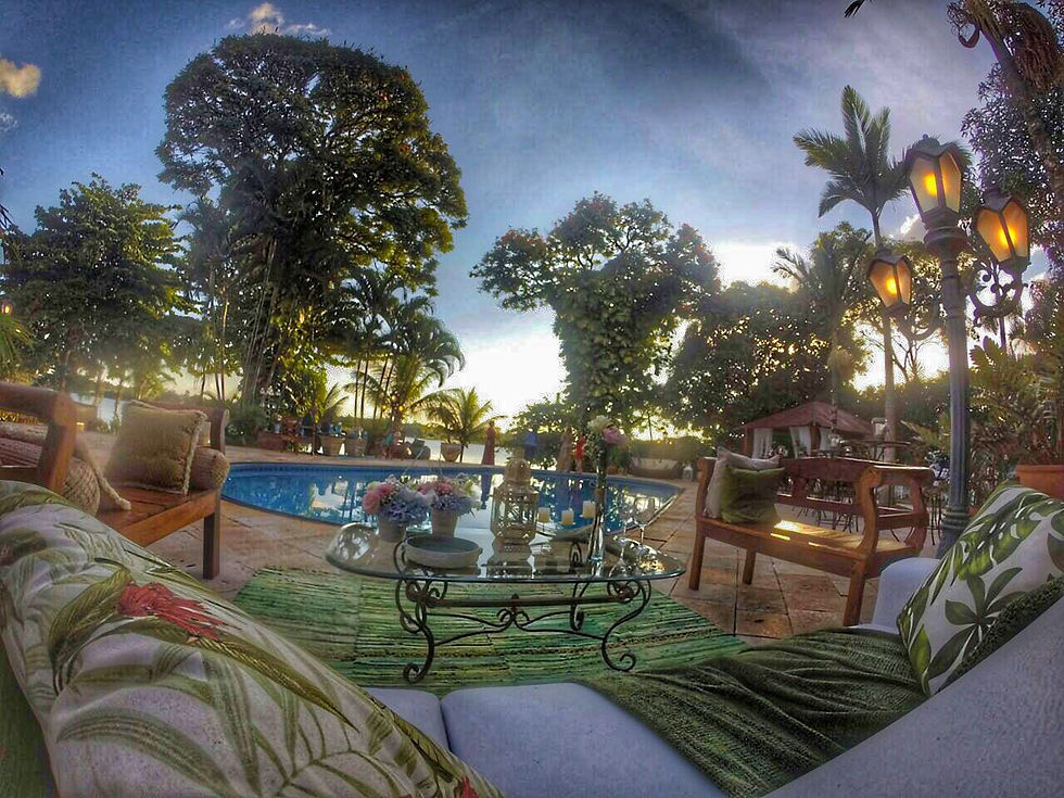 Lounge 3