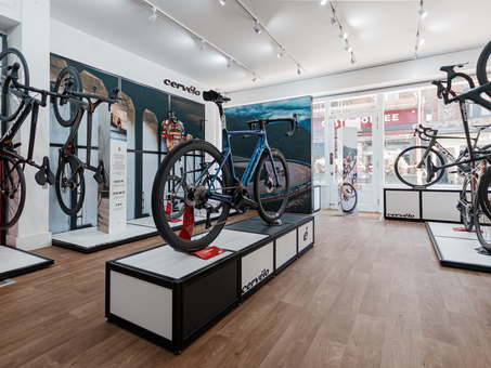 Henley Cycles – Cervélo Concept Store 