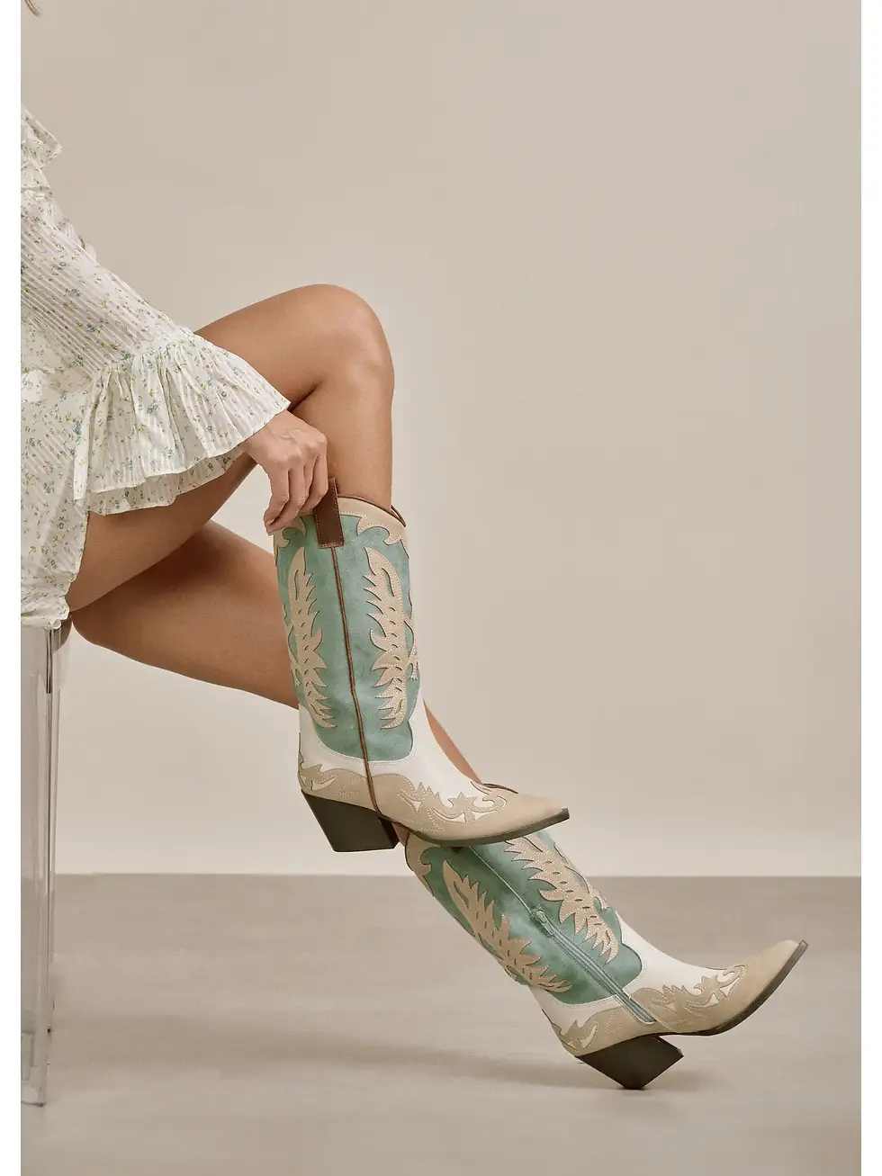 Thumbnail: Kickin' Up Boots