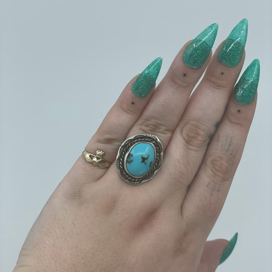 Thumbnail: Twisted Rope Oval Turquoise Statement Ring