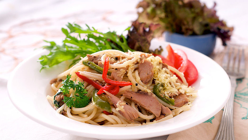Tuna & Bell Pepper Salad
