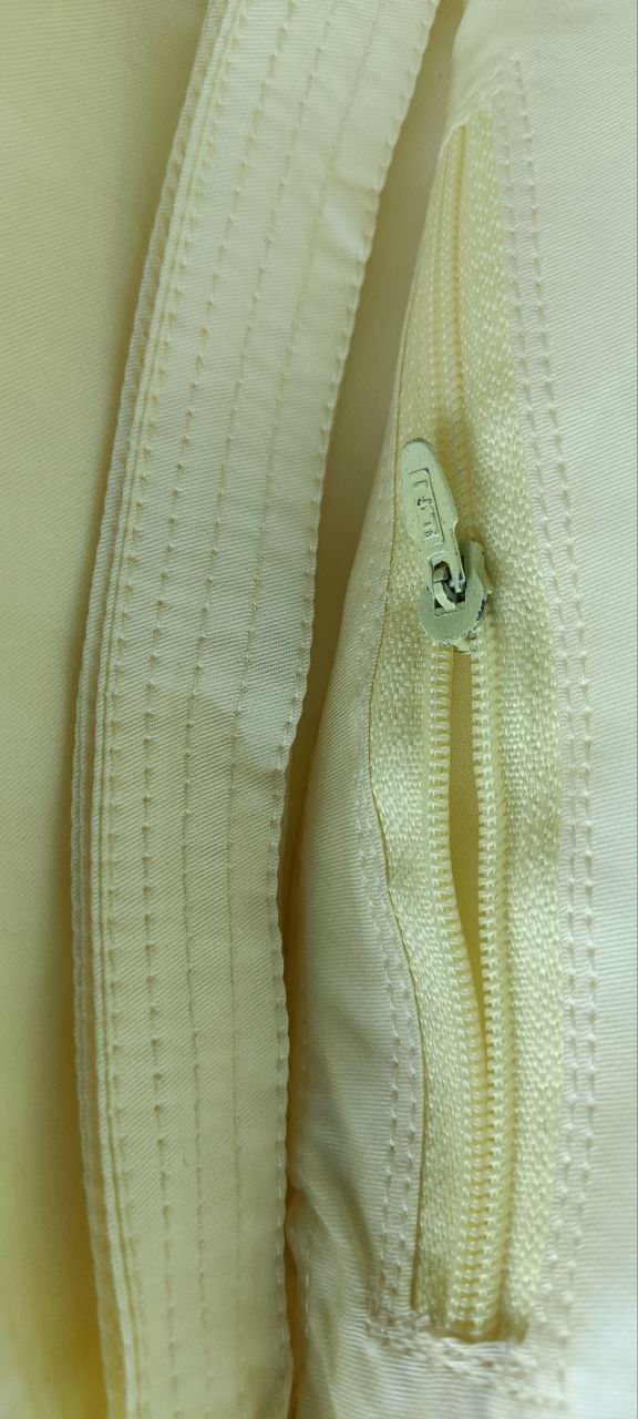 Thumbnail: CREAM CHANTING BEAD BAG _ DIVINESKY.jpg