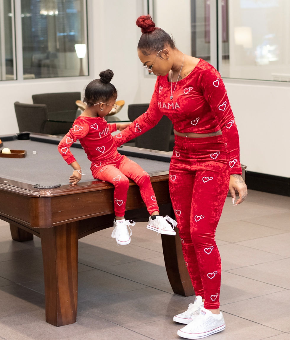 Thumbnail: Mama heart sweatsuit 