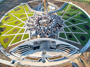 O trabalho de paisagismo avança com a conclusão do Centro de Visitantes de 'Akká do Santuário de Abdu'l-Bahá