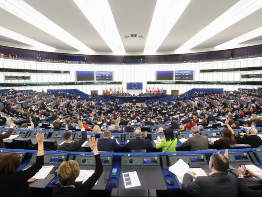 Resolução histórica do Parlamento Europeu defende os direitos dos bahá'ís no Irão e condena as perseguições 