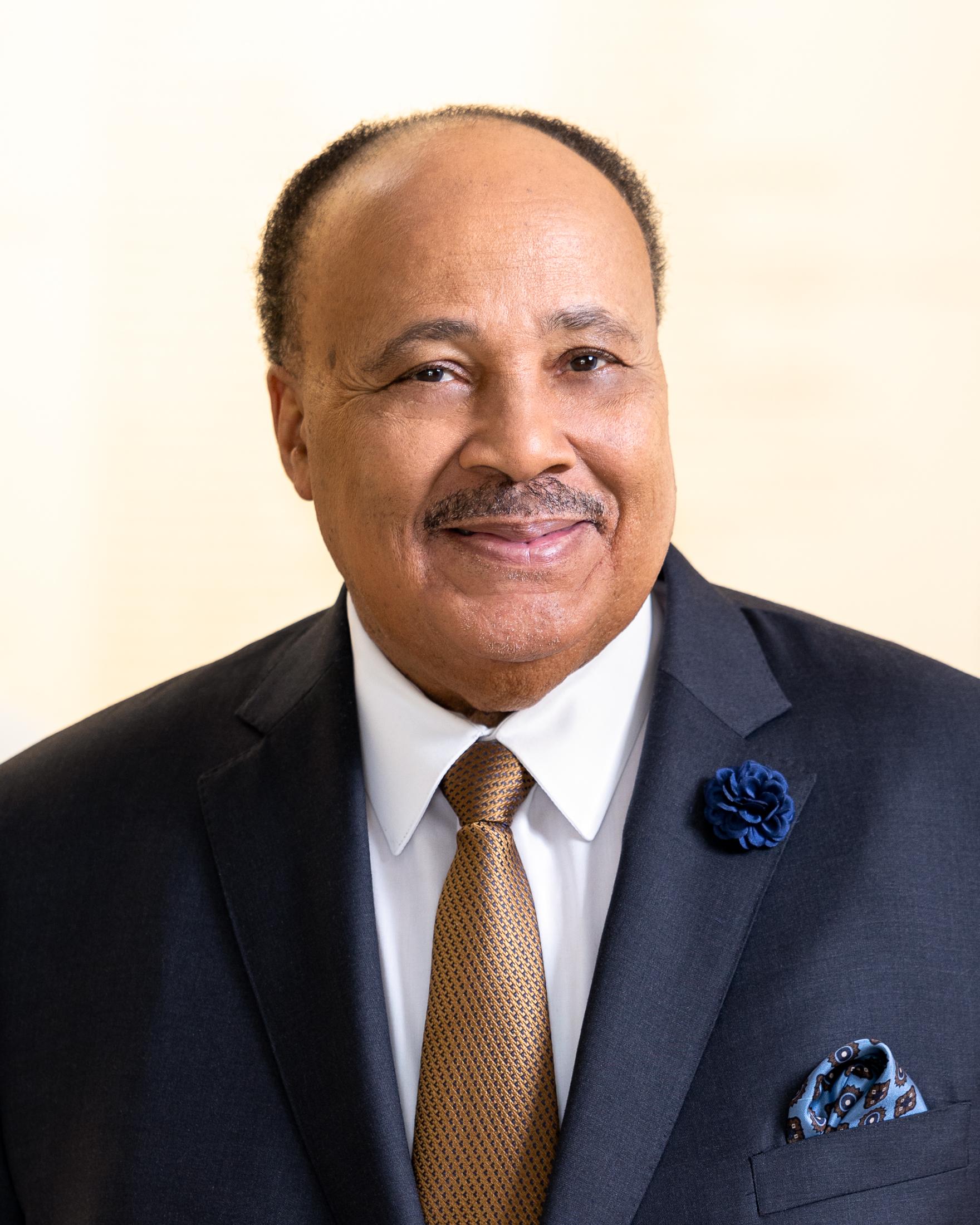 MLK32025Headshot.jpg
