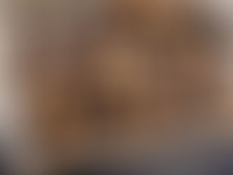 Yacón Wurzel – Anbau, Ernte, Geschmack und Verwendung der besonderen Andenwurzel, hier in einer Kiste kurz nach der Ernte