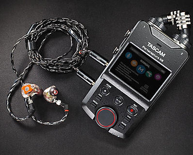 BIEM - Binaural In Ear Microphone on Handy Recorder