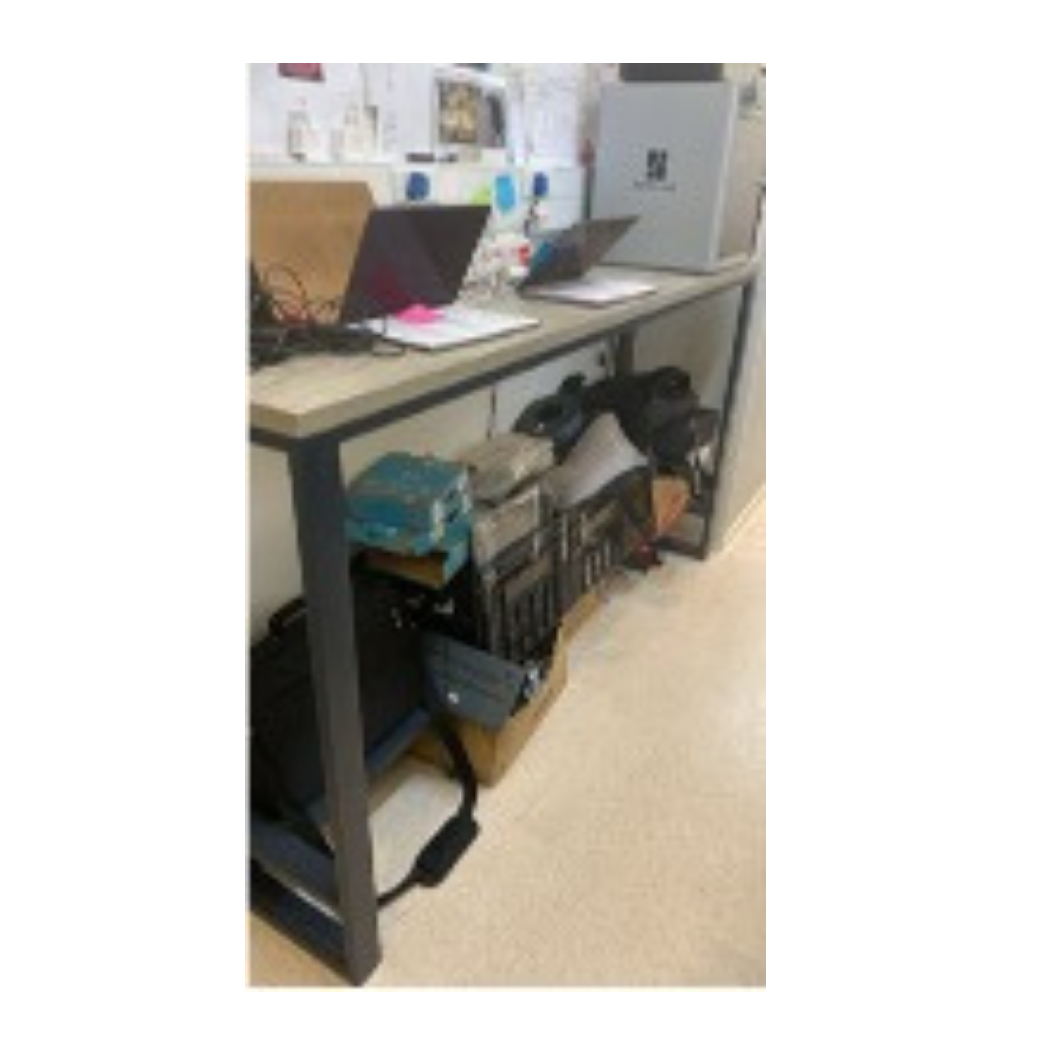 Server (*Contents not included)