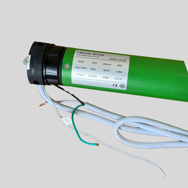 Linha Smart de motores Thilin para persianas, cortinas e toldos. Motores tubulares com opções Wi-Fi e RF, compatíveis com automação residencial, controle remoto e aplicativo, oferecendo instalação prática, operação silenciosa e excelente desempenho para diferentes projetos.