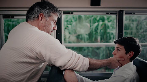 EN NOMBRE DE DIOS Final Web Estereo.mp4.00_04_52_08.Imagen fija001.jpg