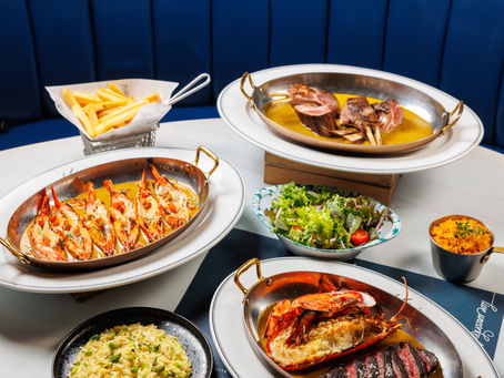 Big plates with Premium beef and seafood with a Café de Paris sauce