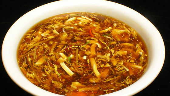 P6. Potage aigre-piquant au poulet