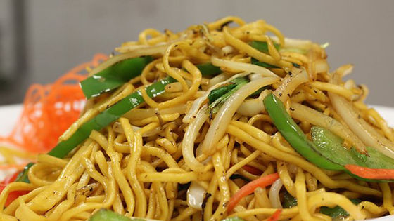 FF6. Nouilles sautées aux légumes