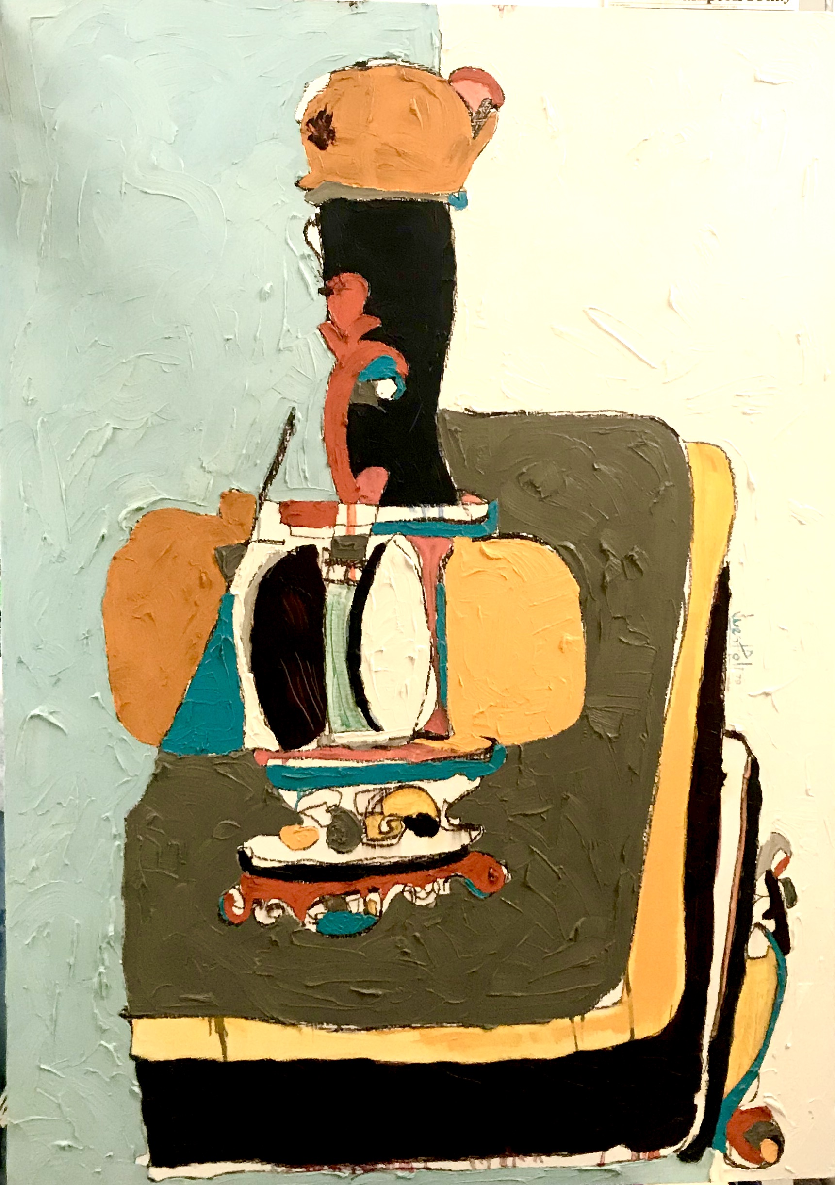 Abbey Vase II (Cat Paw)
