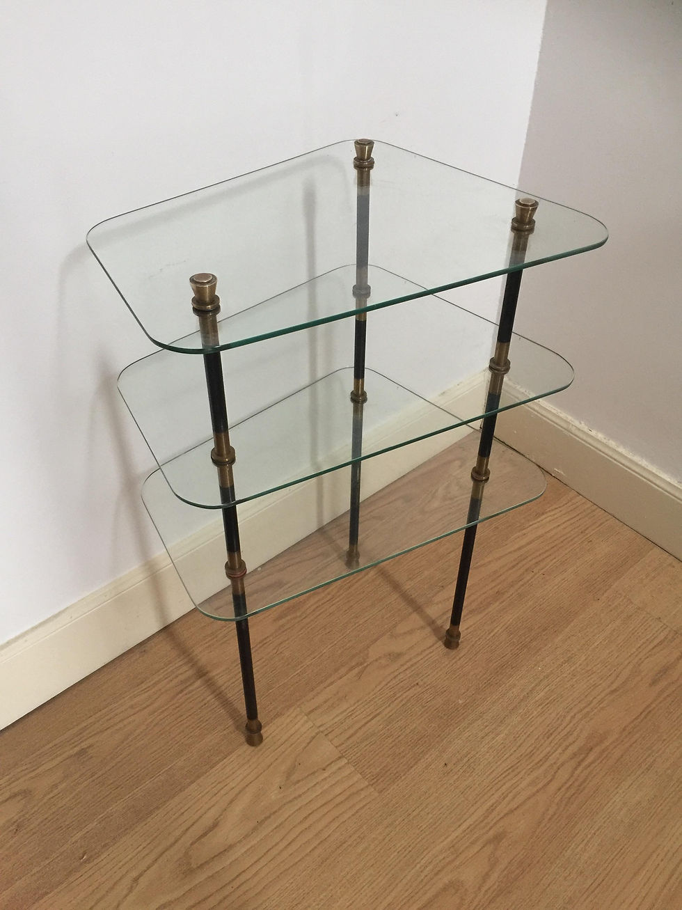 Miniature : Etagère/présentoir en verre