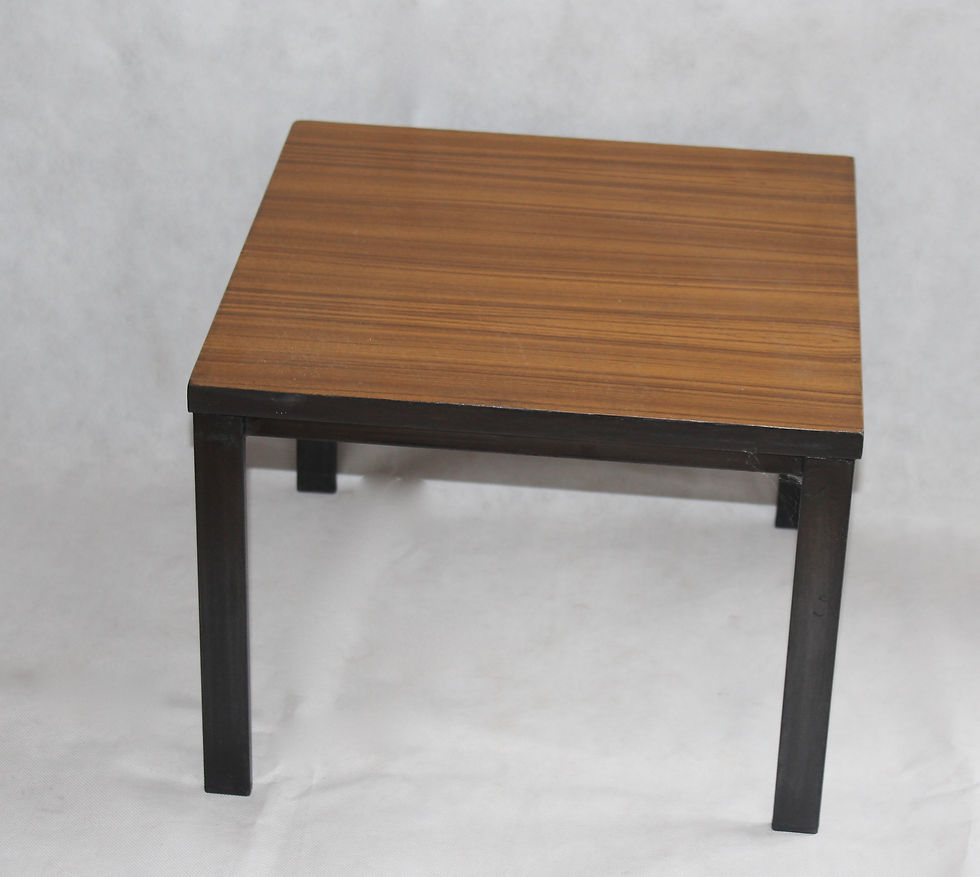 Miniature : Table design Pierre Guariche