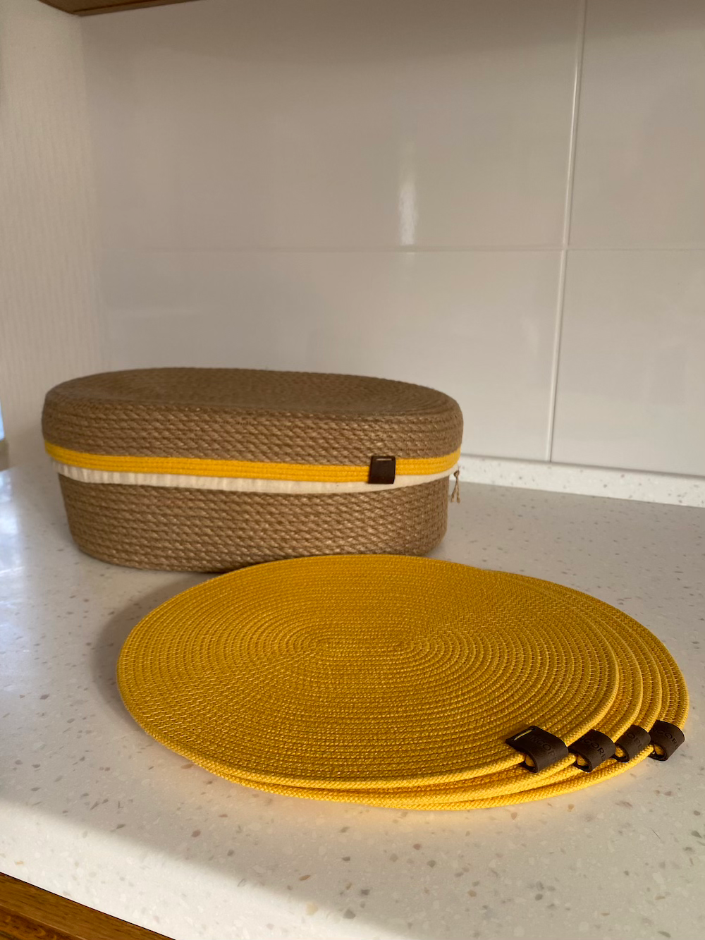 Підтарільники, 26х30 см, жовтий