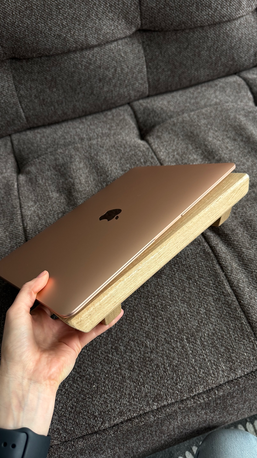 Прев'ю: Піднос дубовий на ніжках