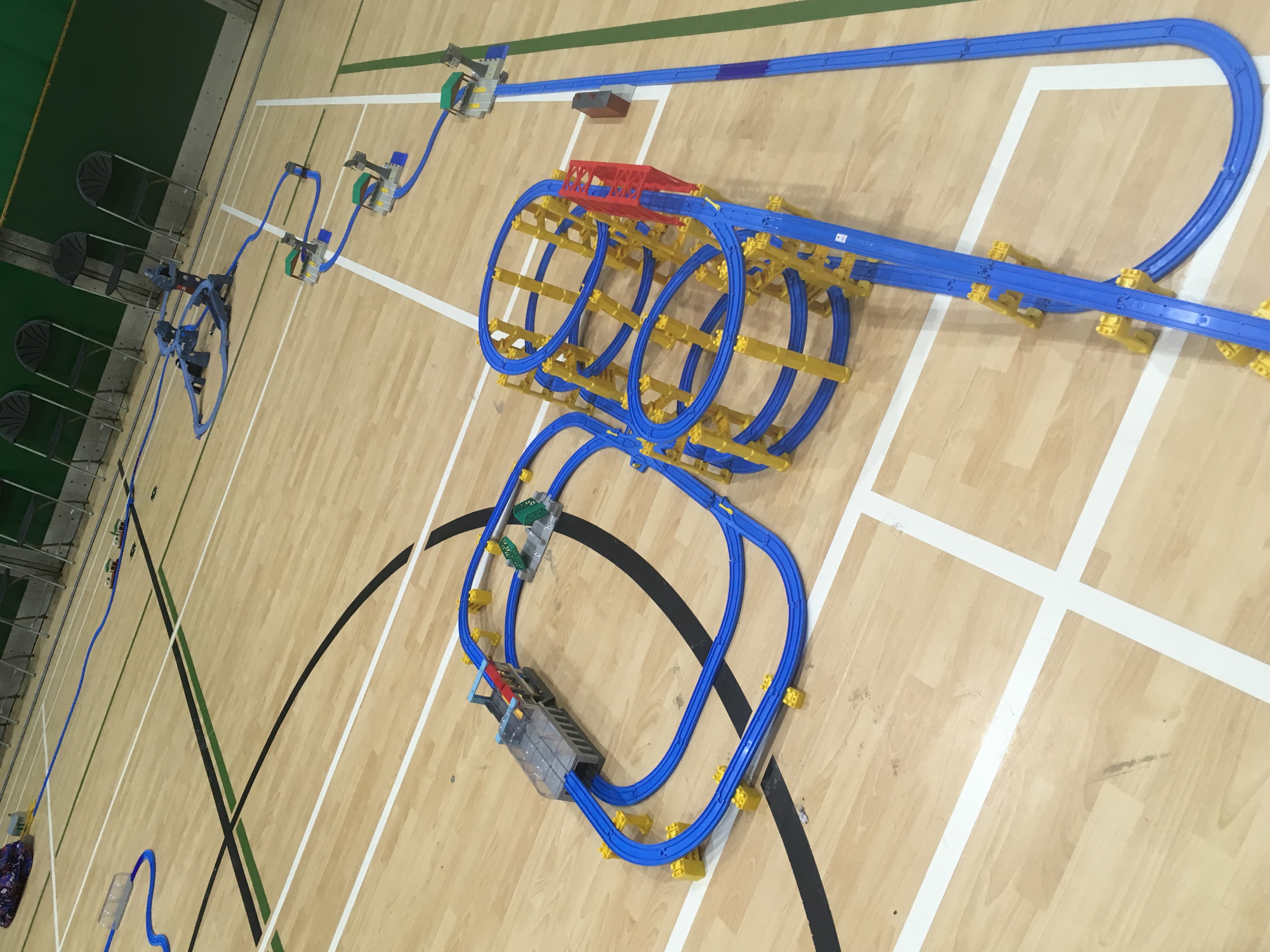 Gallery Ware Train and Track Play