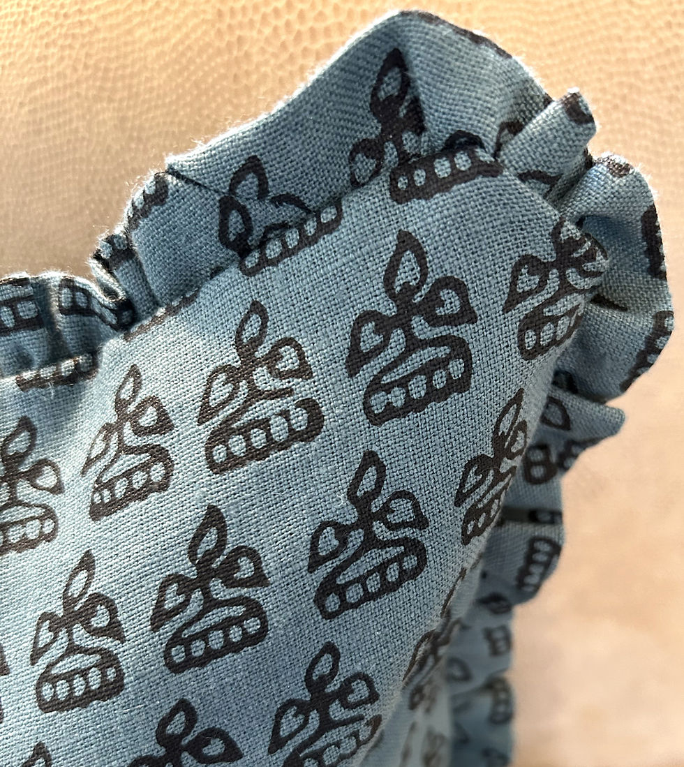 20" Thibaut linen block print ✂️ Print in black on deep teal background ✂️ Ruffle in self-coordinating fabric ✂️ Back- Black