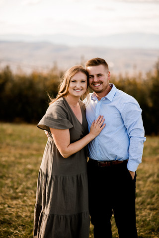 couple hugging at engagement session