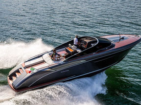 Роскошный максимум: закатный круиз на культовой Riva и ужин под звездами от отеля Metropole Monte-Carlo