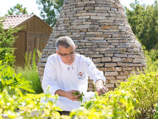 Авторское меню для двоих от звёздного шеф-повара: «Table d’Hotes»
в Terre Blanche Hotel Spa Golf Res