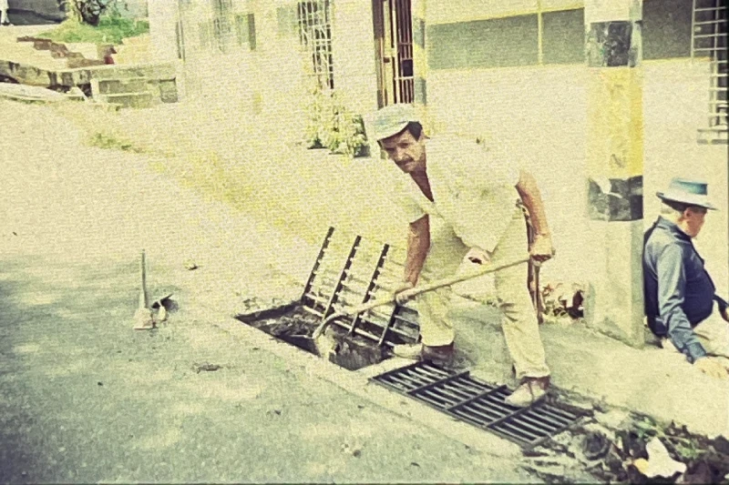 asociados PRECOODES  limpieza de sumideros 1991