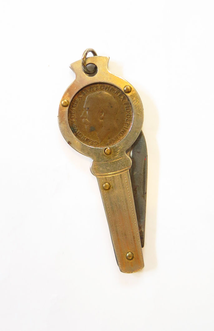 Thumbnail: Farthing Folding Knife 1917