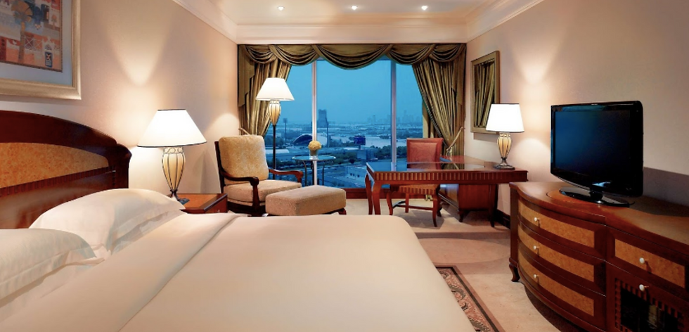 Thumbnail: Grand Hyatt