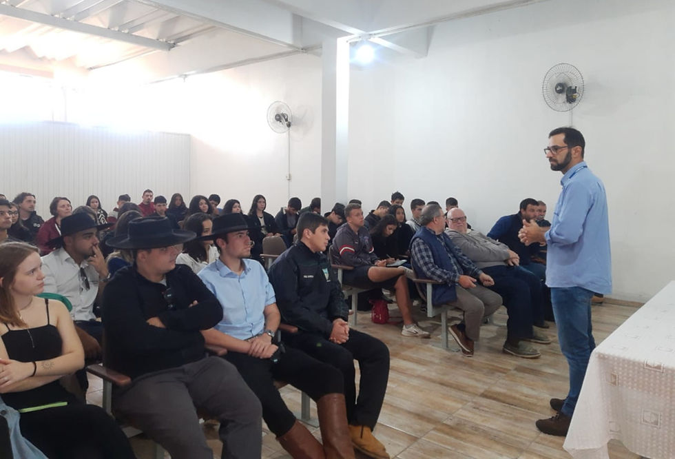 Da carne ao mel: Agptea ativa debates técnicos na Fenasul Expoleite