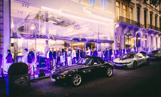 Rabbitone-100 years BMW00002.png