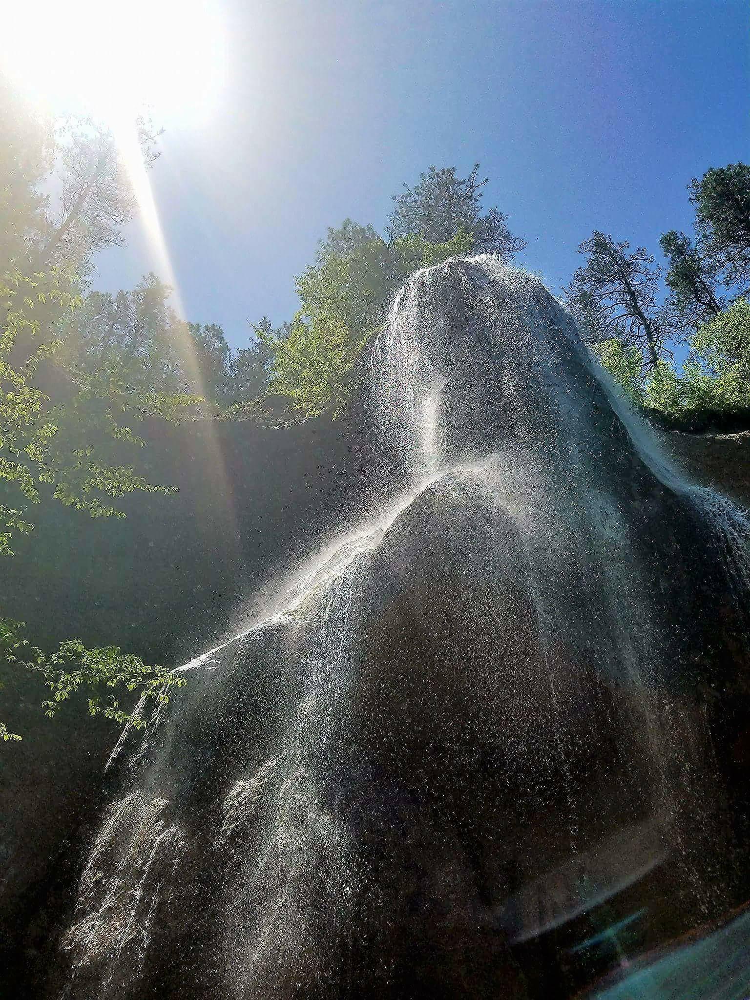 Valentine ne waterfall